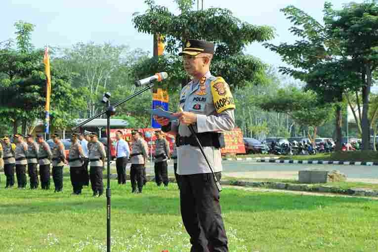 Kapolres Tulang Bawang Barat Gelar Upacara Kenaikan Pangkat Periode 1