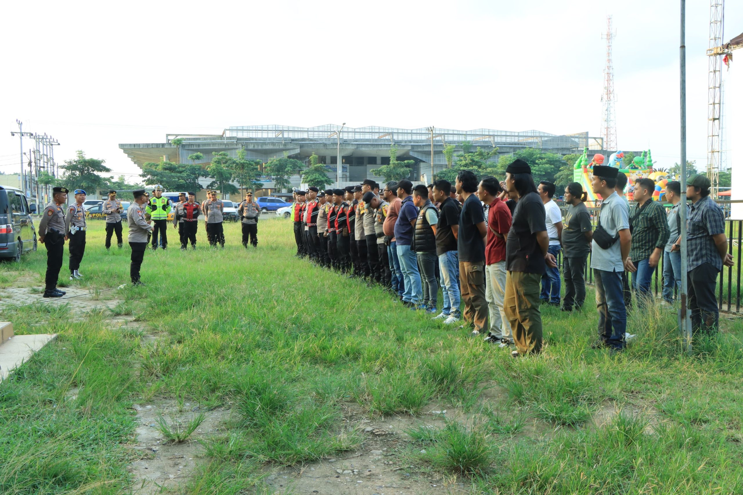 Polres Tulang Bawang Barat Amankan Gebyar Lampung Maju Di Lapangan Tiyuh Pulung Kencana